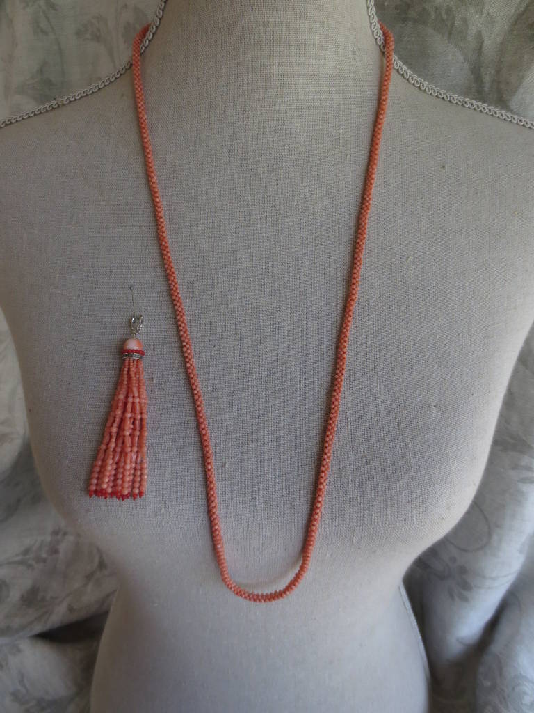 Coral Sautoir and Tassel Earring Set In Excellent Condition In Los Angeles, CA