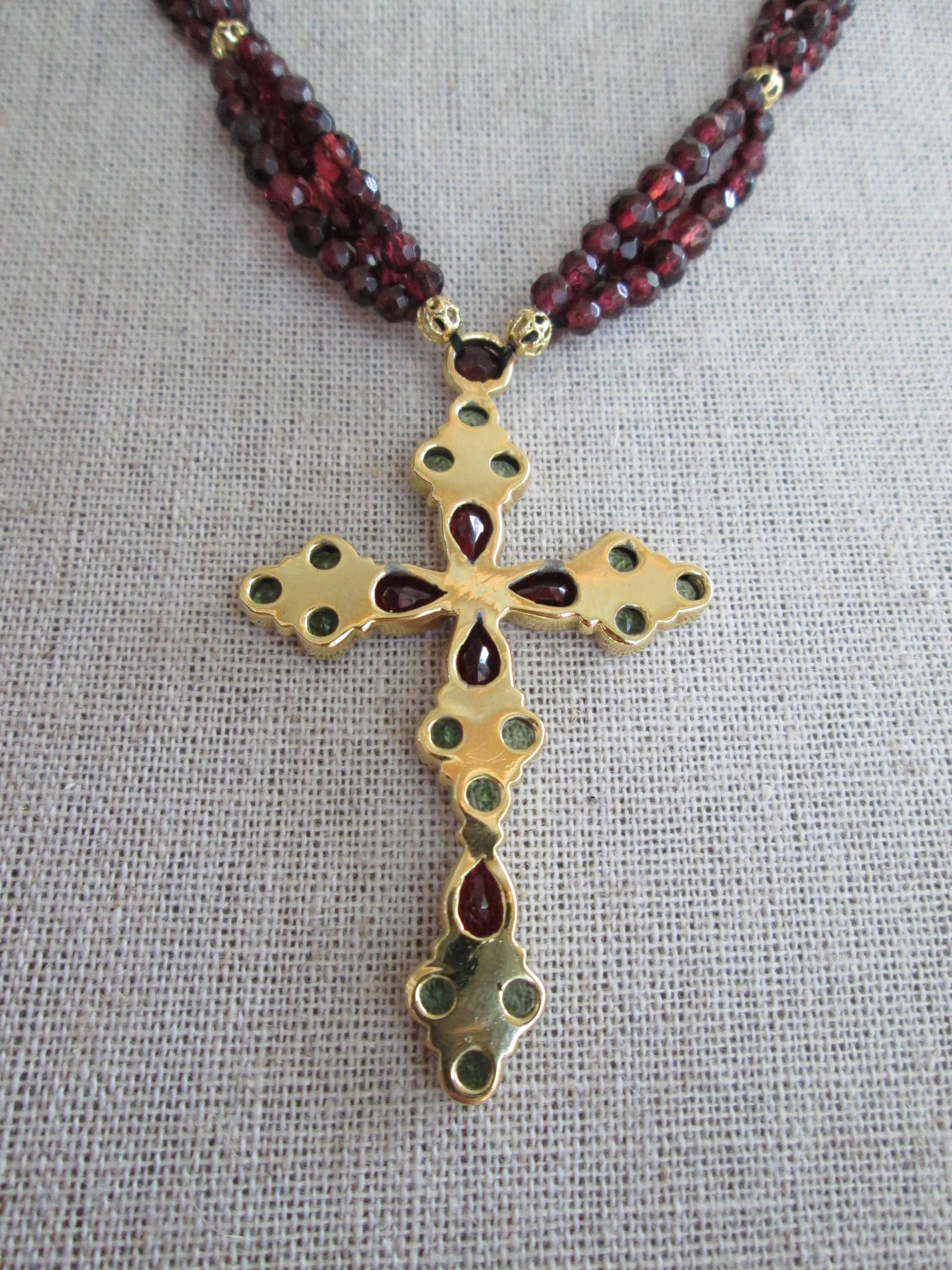 Faceted Garnet Bead Necklace with Peridot and Garnet Gold-Plated Silver Cross In New Condition In Los Angeles, CA