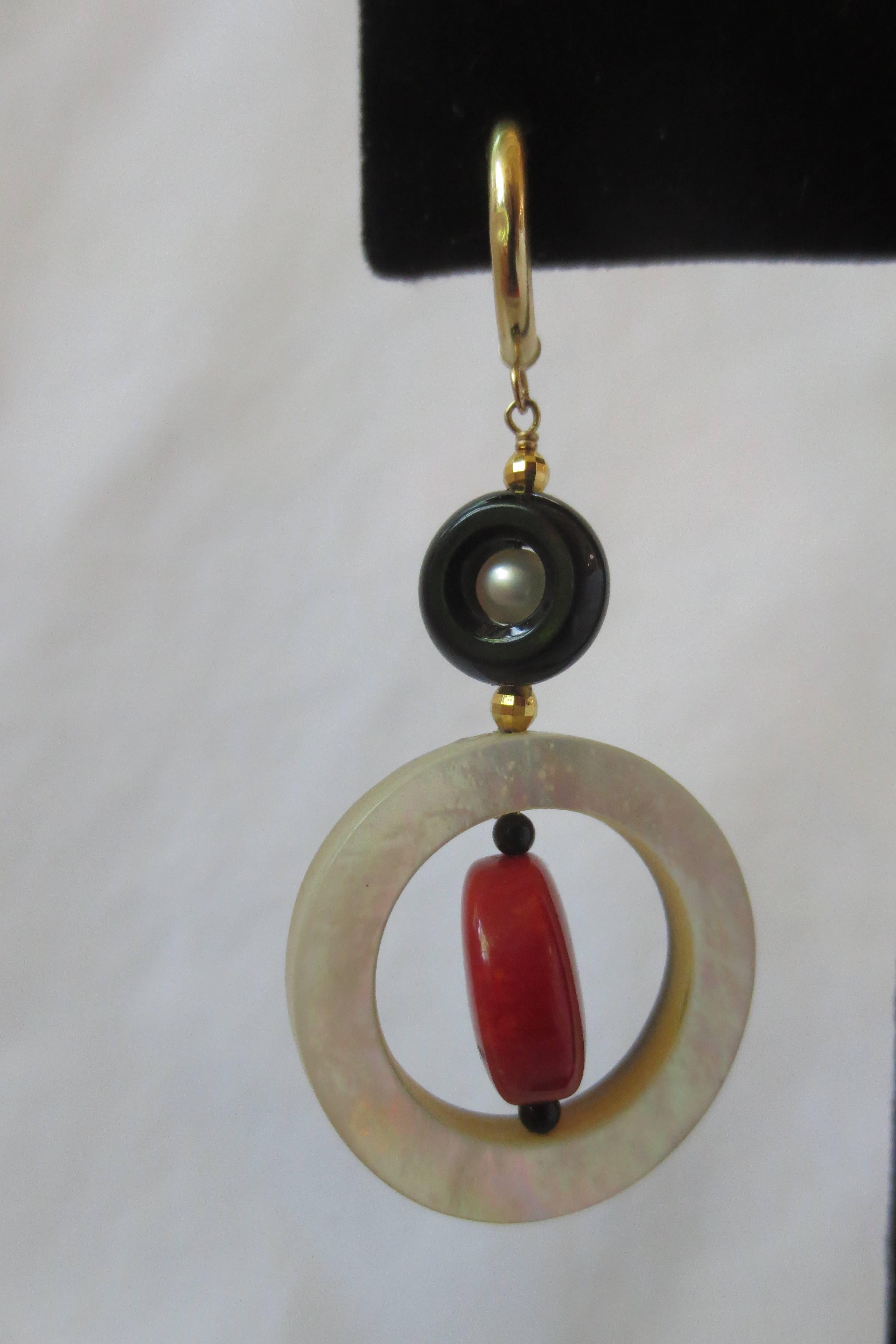 Art Deco Coral Onyx Pearl Mother-of-Pearl Dangle Earrings In New Condition In Los Angeles, CA