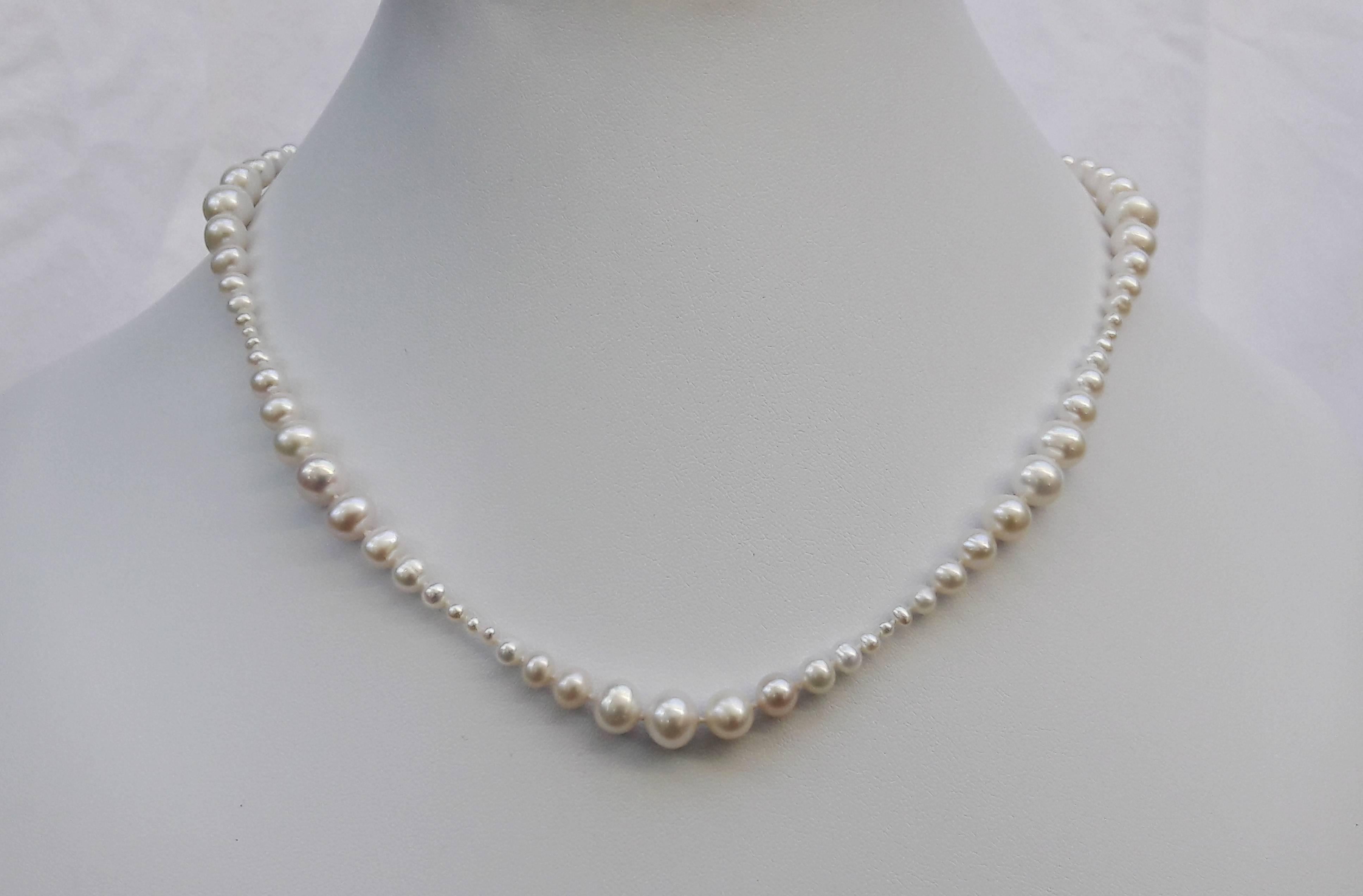 Artist Graduated White Pearl Necklace with 14k Yellow Gold Clasp