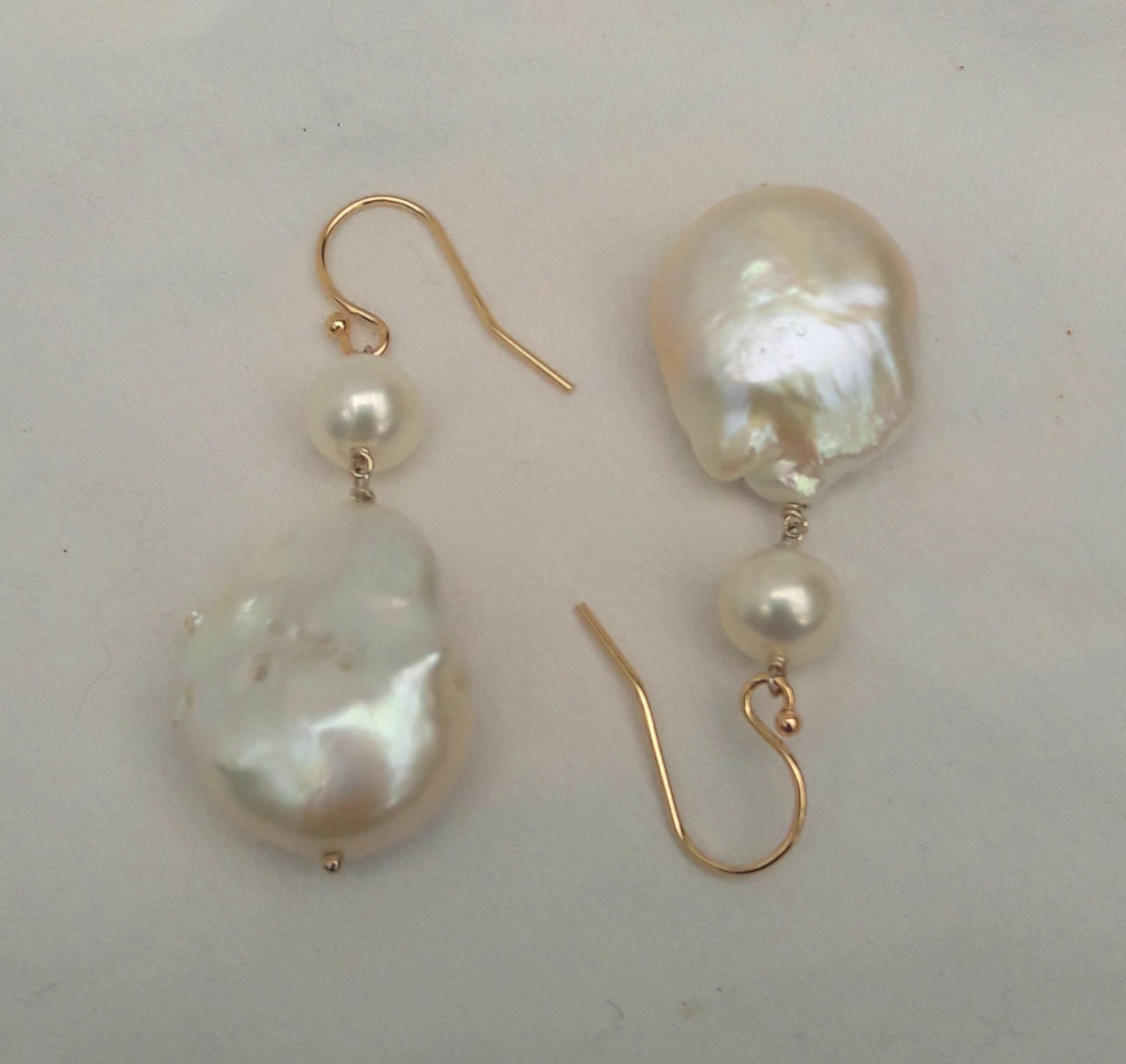 Marina J. Pearl, Gold Hook Earrings 1