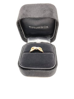 Tiffany & Co. Infinity Ring