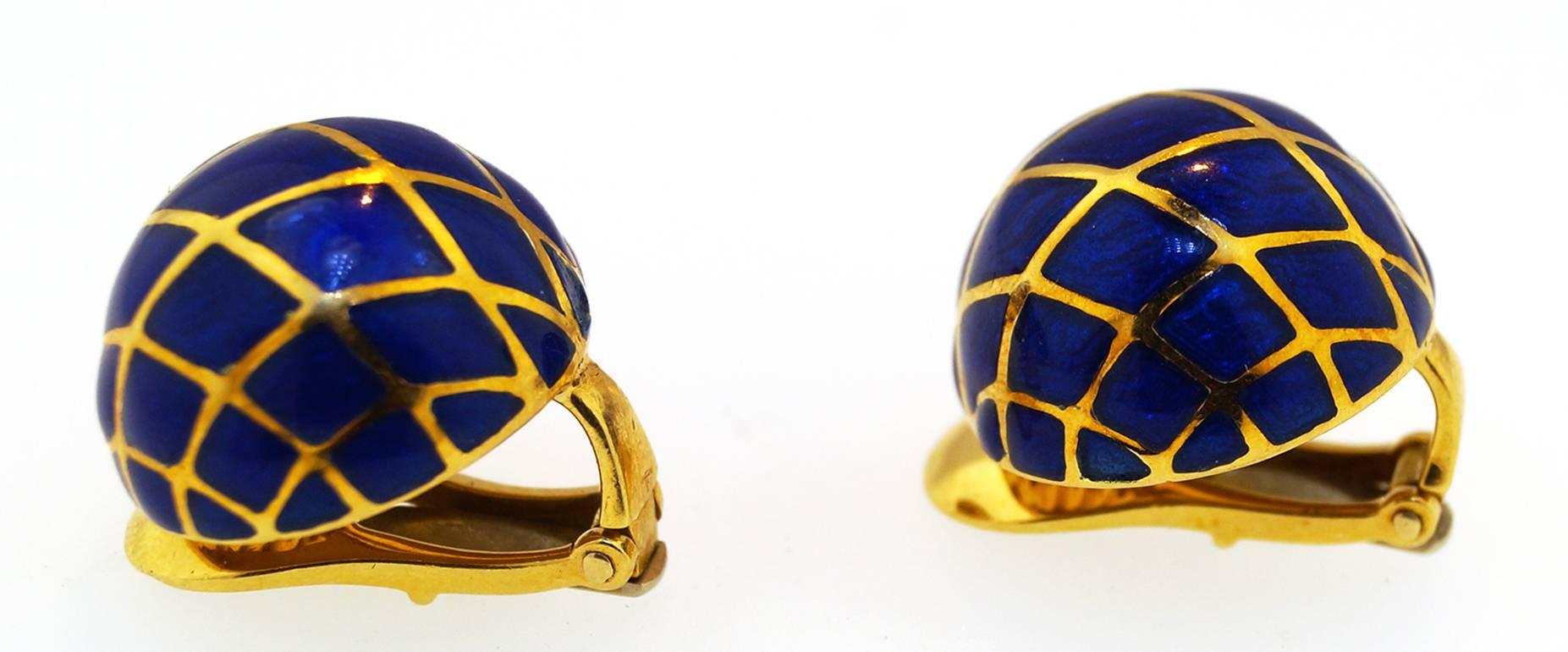 A playful creation courtesy of David Webb. Blue enamel framed by golden borders create a harlequin pattern that will delight enthusiasts for this iconic designer. 