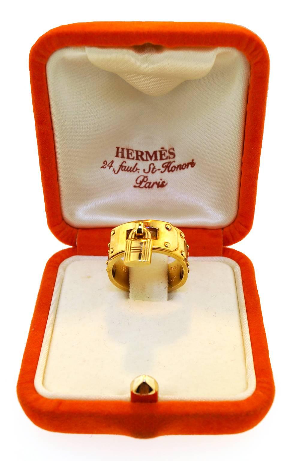 1970s Hermes Gold Padlock Ring In Good Condition In New York, NY