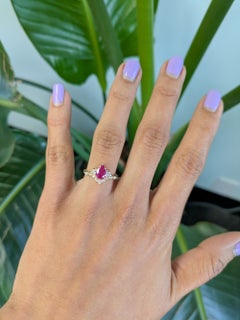 1.1Ct Pink Sapphire Ring with Natural Diamond Accents: Solid 14K Gold, 7.5x5.6mm