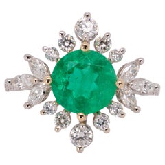 GIA-zertifizierter 2,2 Karat kolumbianischer Smaragdring mit natürlichen Diamantakzenten aus 14K Gold