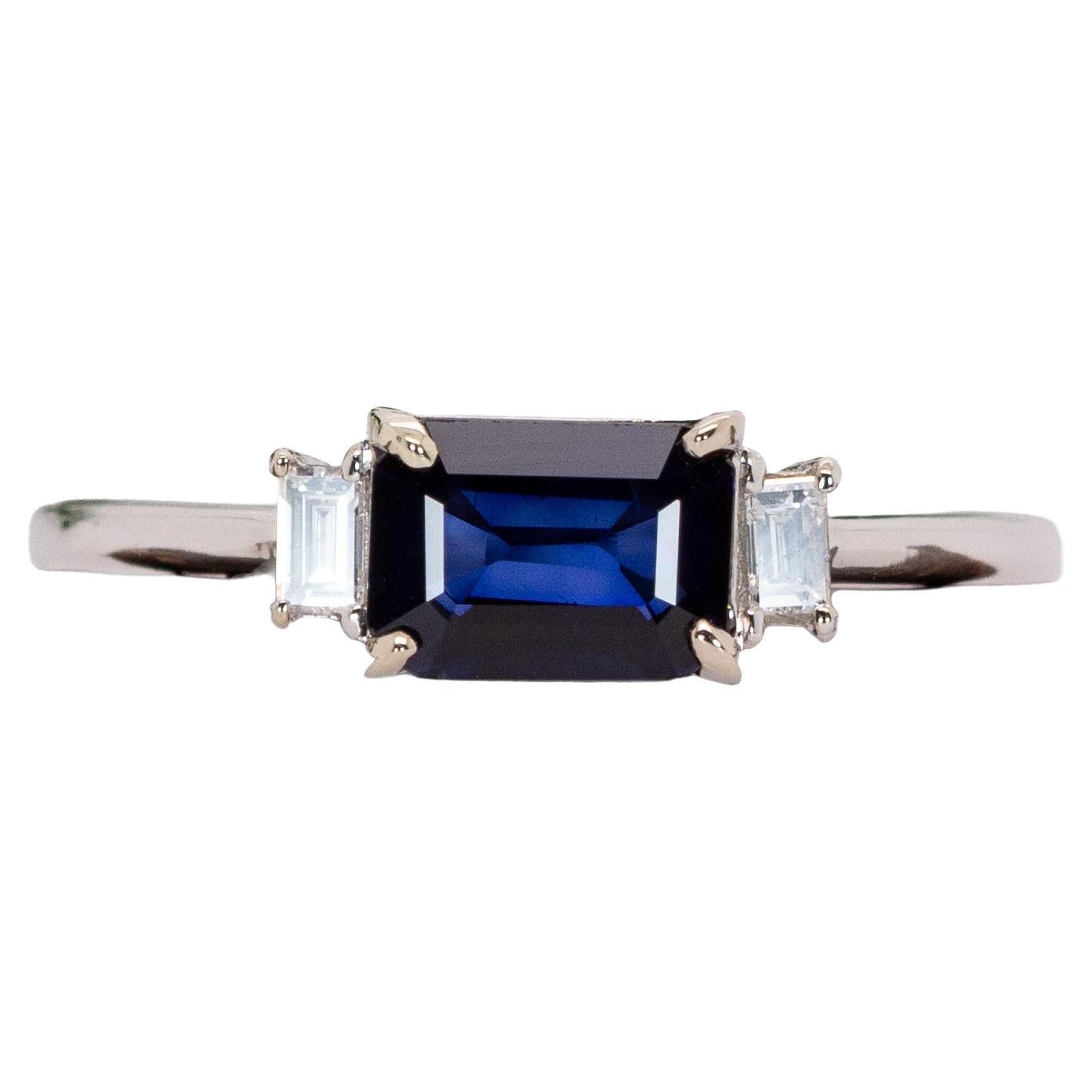 1 Carat Blue Sapphire Ring with Natural Diamonds in 14K Solid Gold  EM 7x5mm For Sale