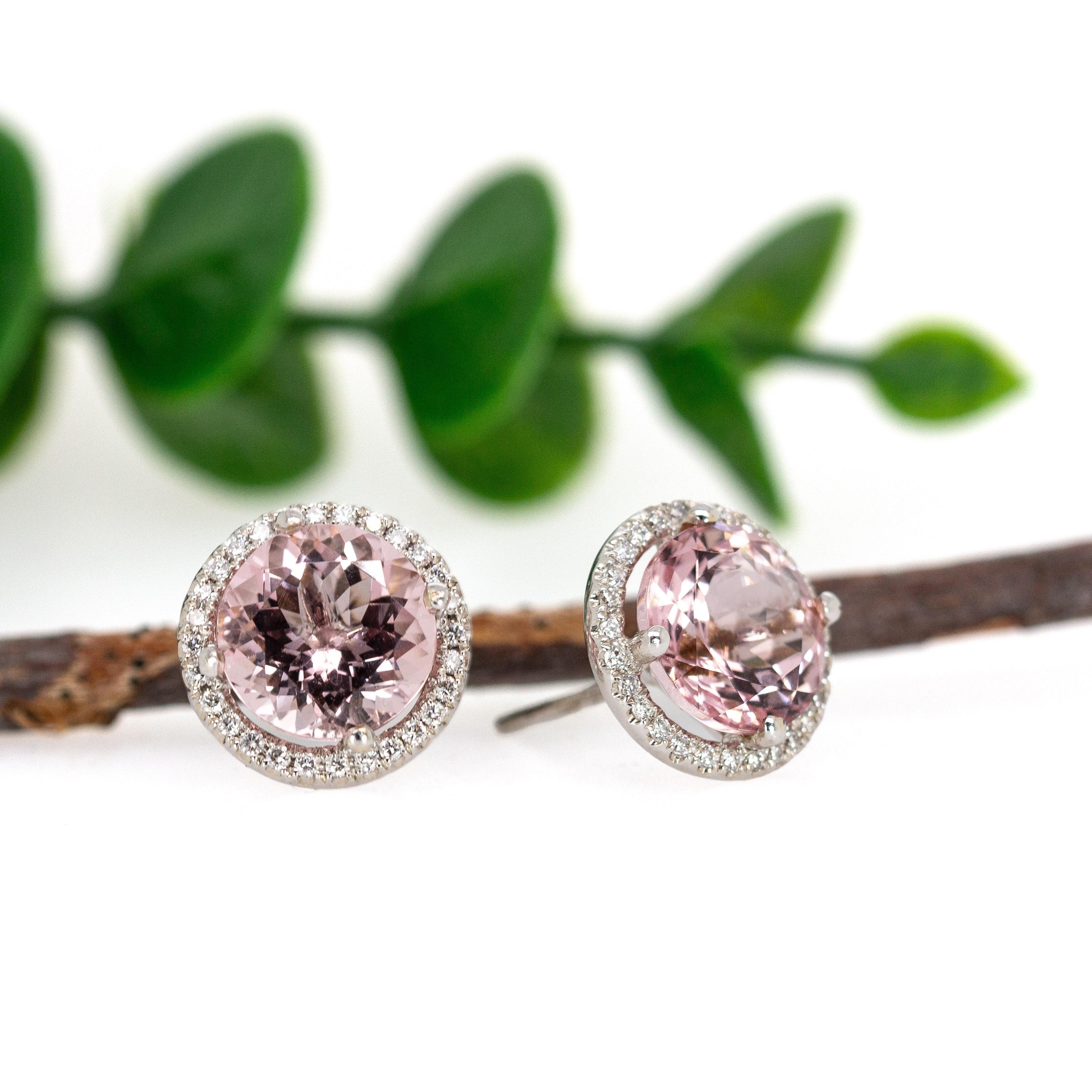 Taglio rotondo Orecchini in oro 14K con Morganite brasiliana e diamanti naturali a raggiera  Rotondo 8,5 mm in vendita