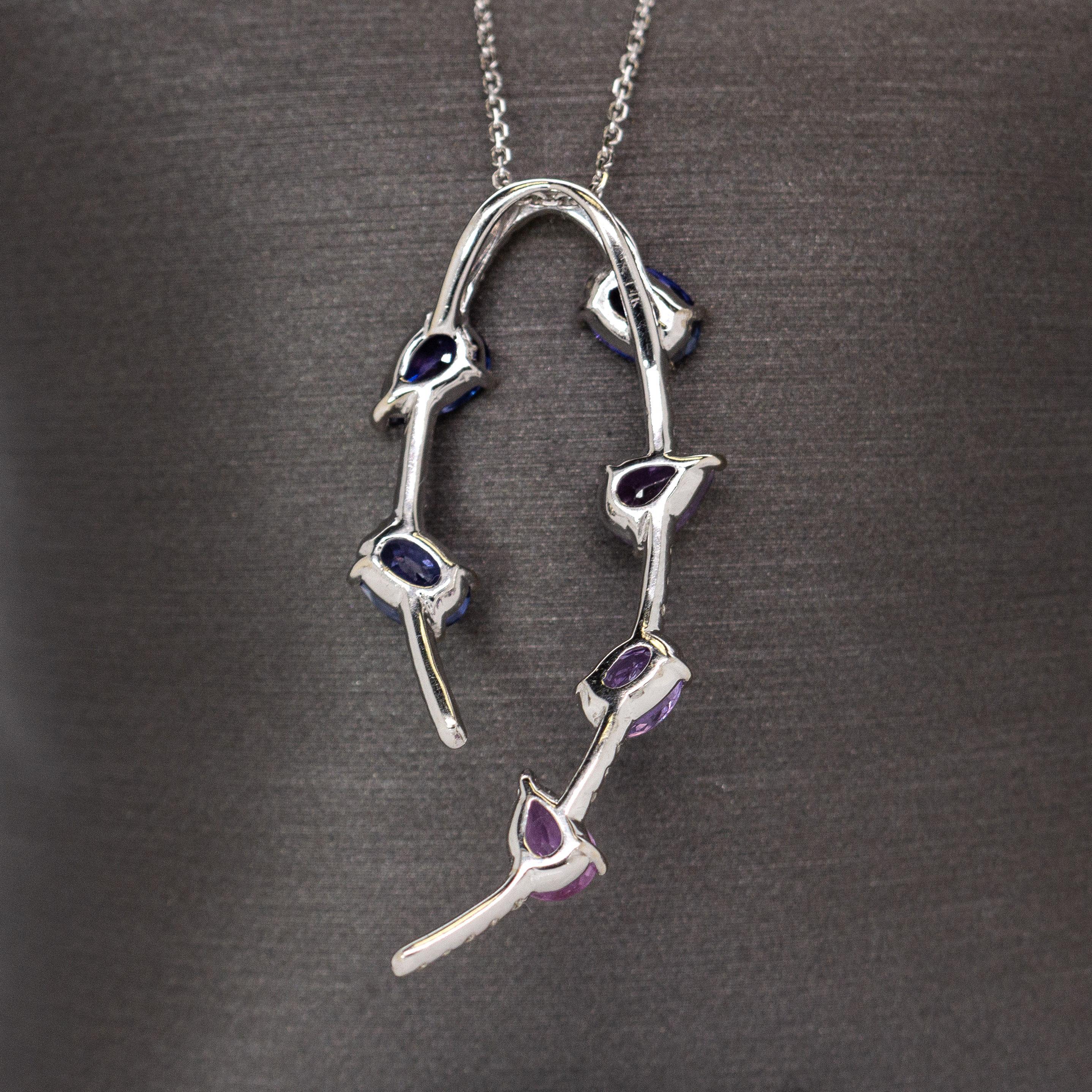 Ciondolo con zaffiro viola Ombre in oro bianco 14K e diamanti naturali in vendita 1