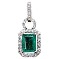 7x5mm, 1.2cts sambischer Smaragd-Anhänger mit natürlichen Diamanten in massivem 14K Gold