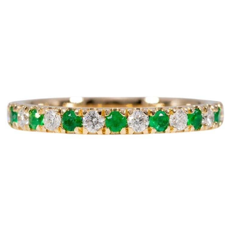 Diamond & Emerald Band Ring in Solid 14K Gold  Elegant Gemstone Wedding Band For Sale