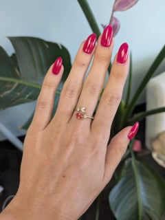 1Ct Padparadscha Sapphire Ring with Natural Diamond Accents: Solid 14K Gold
