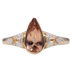 Anillo con topacio imperial de 1,1 ct y detalles de diamantes naturales: oro macizo de 14K, 10 x 5 mm