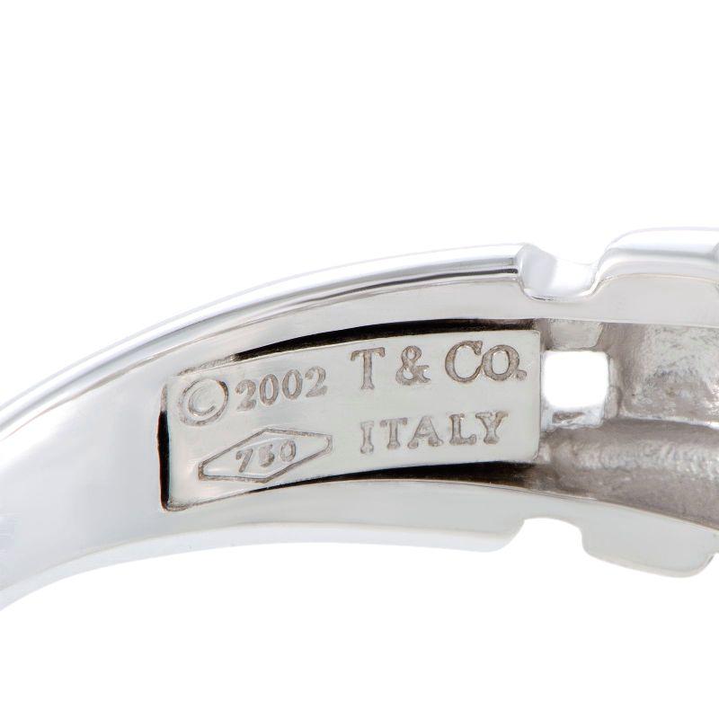 TIFFANY & Co. Anillo tejido de diamantes de oro blanco de 18 quilates 7,5

Metal: Oro blanco de 18 quilates
Tamaño: 7.5
Ancho de la banda: 8,5 mm en el punto más ancho de la parte superior
Peso: 6.90 gramos
Diamante: 20 diamantes brillantes