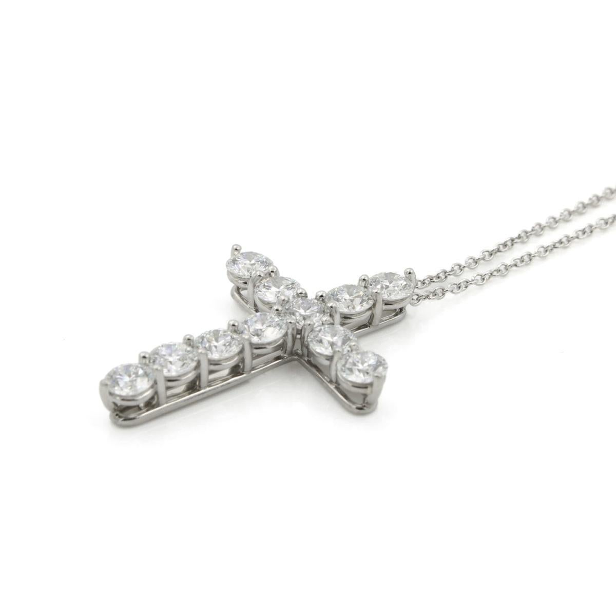 TIFFANY & Co. Collier en platine avec pendentif croix en diamant de 1,71ct Large en vente 1