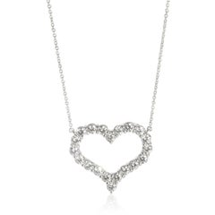 TIFFANY & Co. Collar con colgante de corazón de platino y diamantes de 1,96 ct, grande