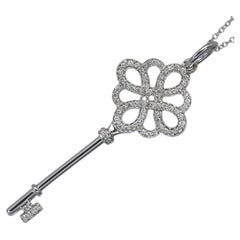 TIFFANY & Co. Halskette mit Diamant-Knoten-Anhänger aus 18-karätigem Weißgold