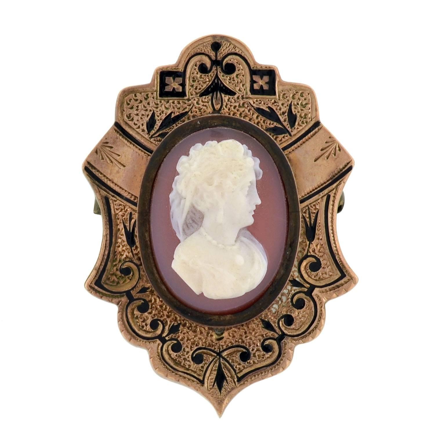 Women's Victorian Hand Carved Sardonyx Cameo Gold Earring Pin Set