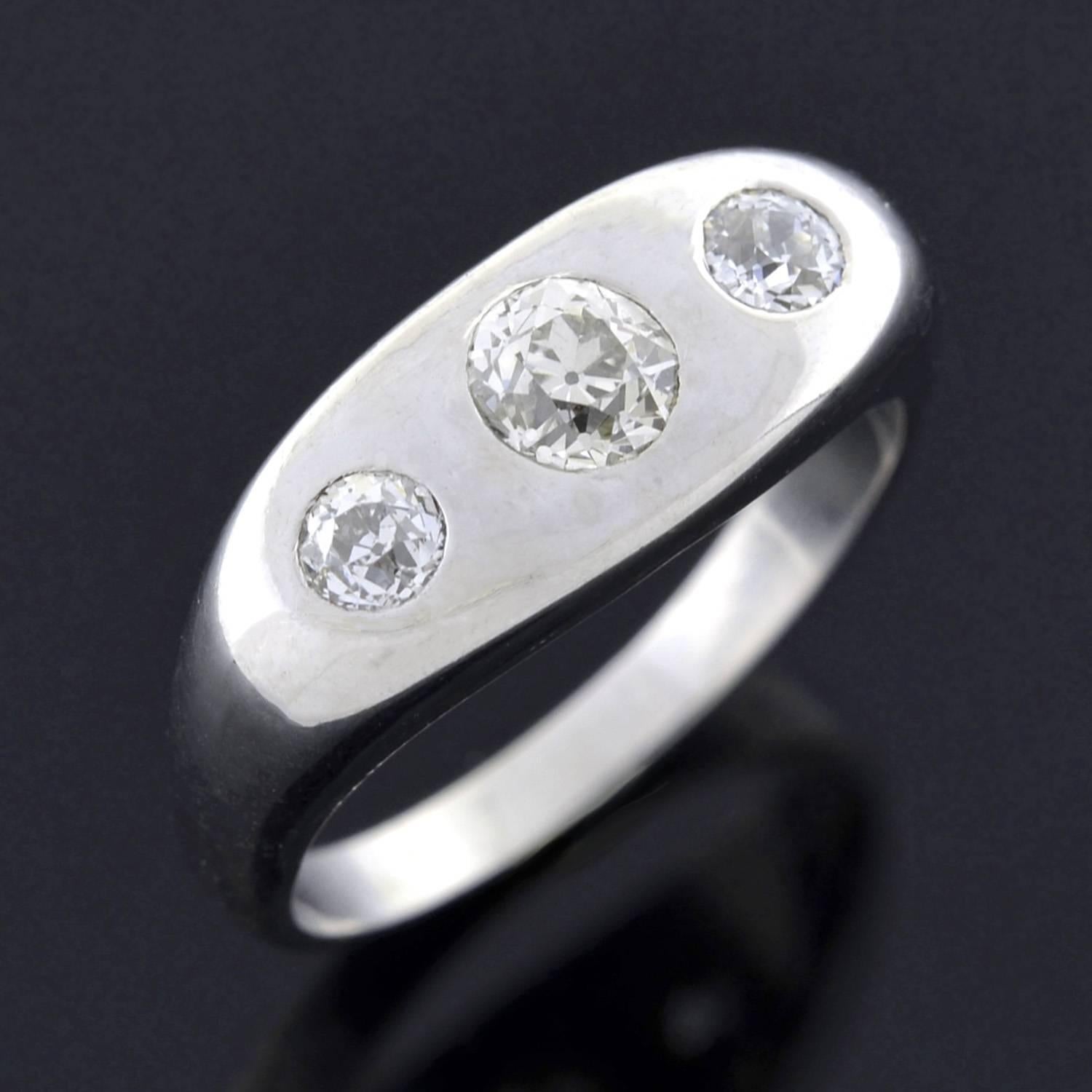 Art Deco Platinum 0.73 Total Carat Diamond Gypsy Ring 2
