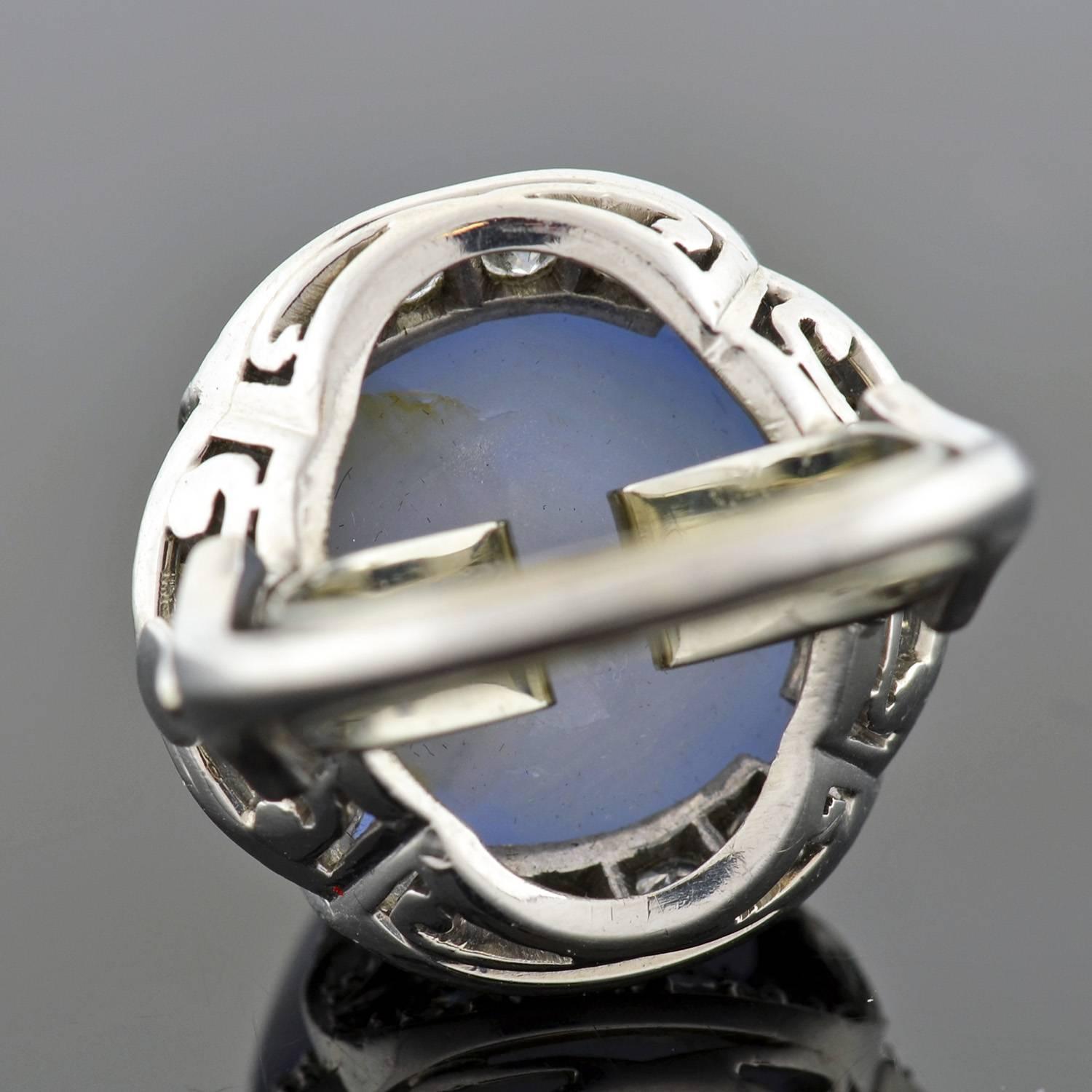 1930s Late Art Deco 12 Carat Star Sapphire Diamond Gold Ring 2