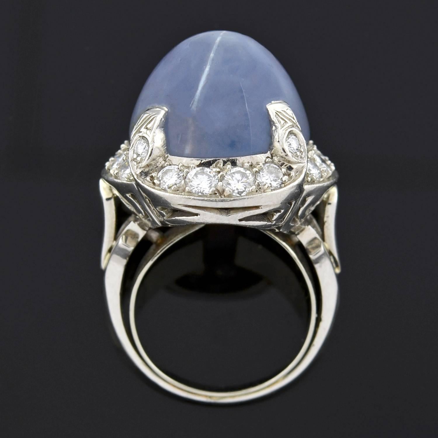 Women's 1930s Late Art Deco 12 Carat Star Sapphire Diamond Gold Ring