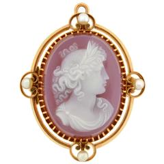 Victorian Sardonyx Cameo Gold Earring  Pin Pendant Set
