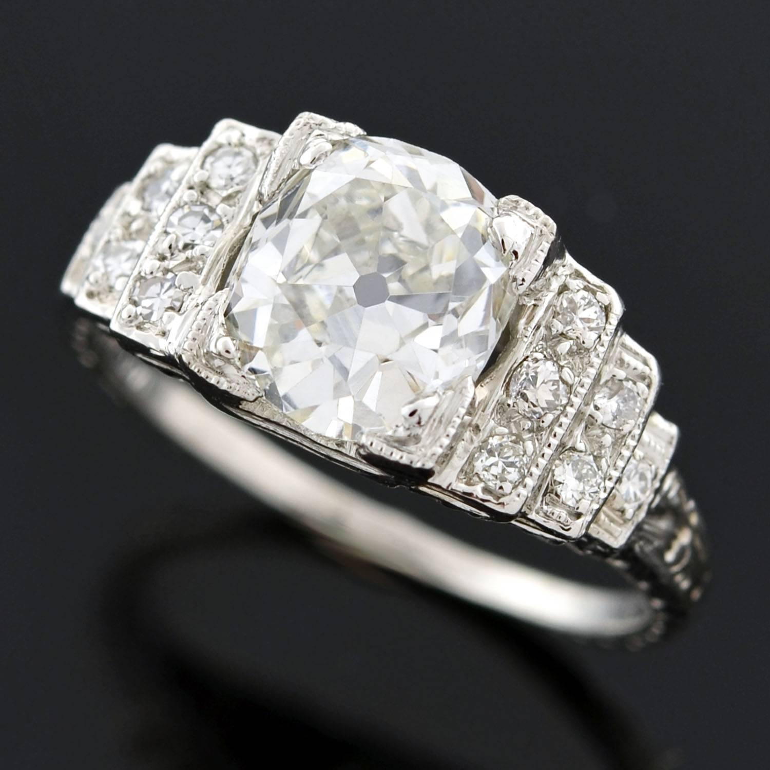 Bague de fiançailles Art déco avec diamant de 2,16 carats certifié par le GIA en vente 1