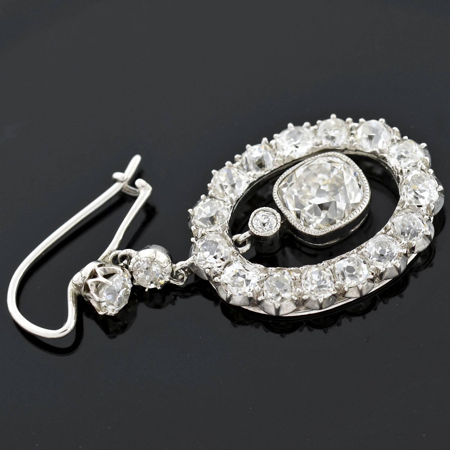 Edwardian Dramatic 6.20 carats Diamonds Platinum Earrings  2