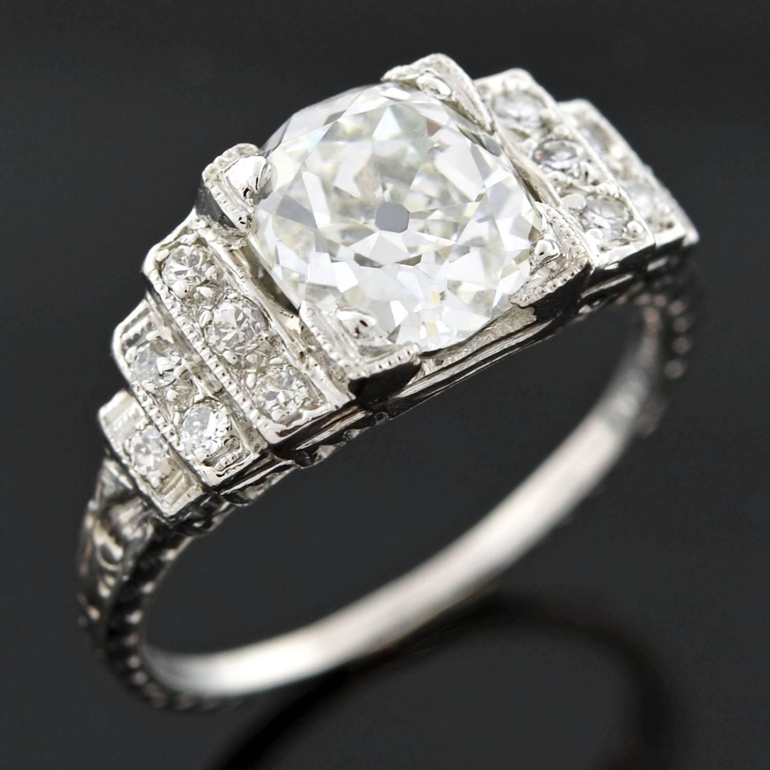 Women's Art Deco 2.16 carat Diamond Engagement Platinum Ring 