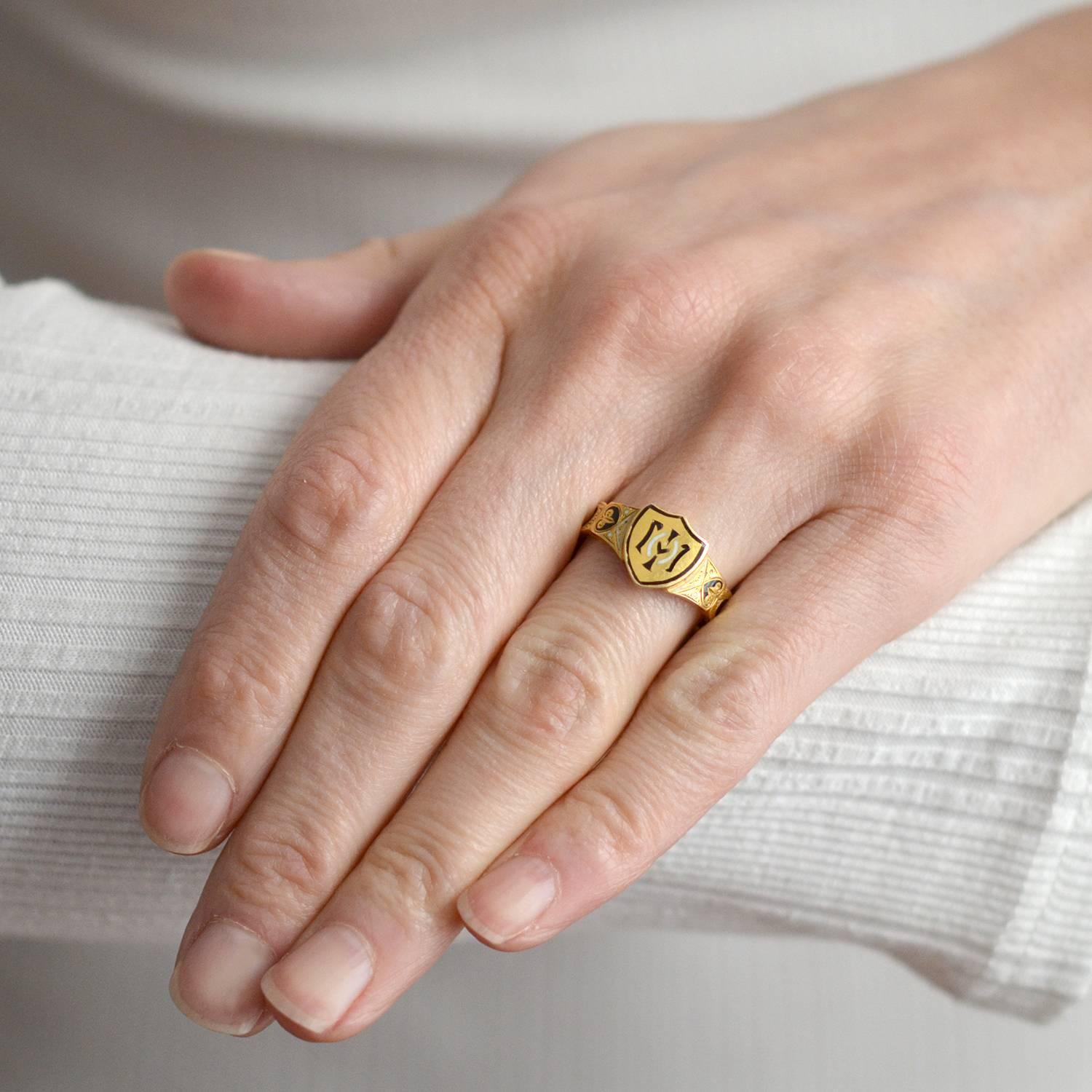 Victorian English Enameled Woven Hair Gold Mourning Ring For Sale 2