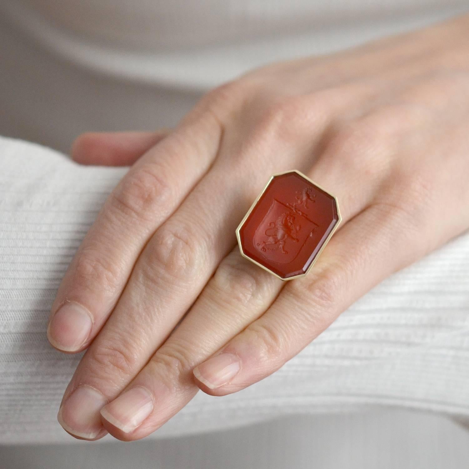 Victorian Carnelian Crest Gold Mounted Signet Ring 2