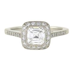 Bague de fiançailles en diamant "Legacy" de 0::94 carat de Tiffany & Co