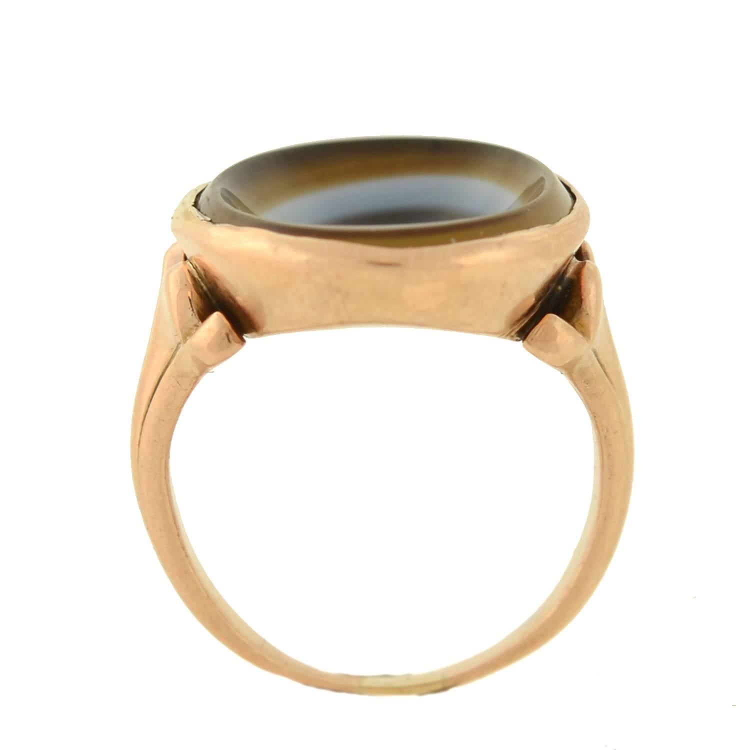 Women's Georgian Carved Concave Banded Agate Ring