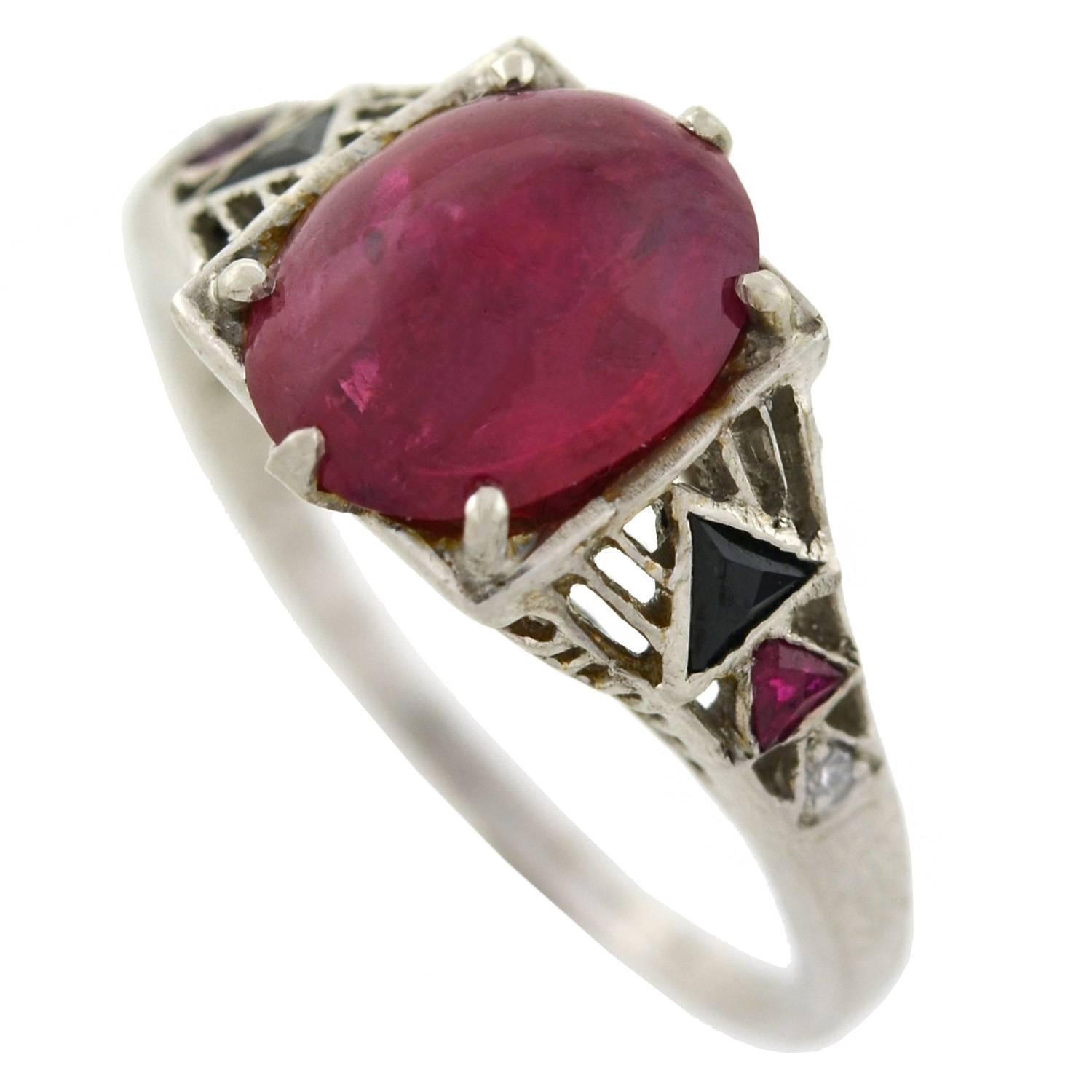 Art Deco GIA Certified 3.50 Carat Natural Ruby Cabochon, Onyx, and Diamond Ring 1