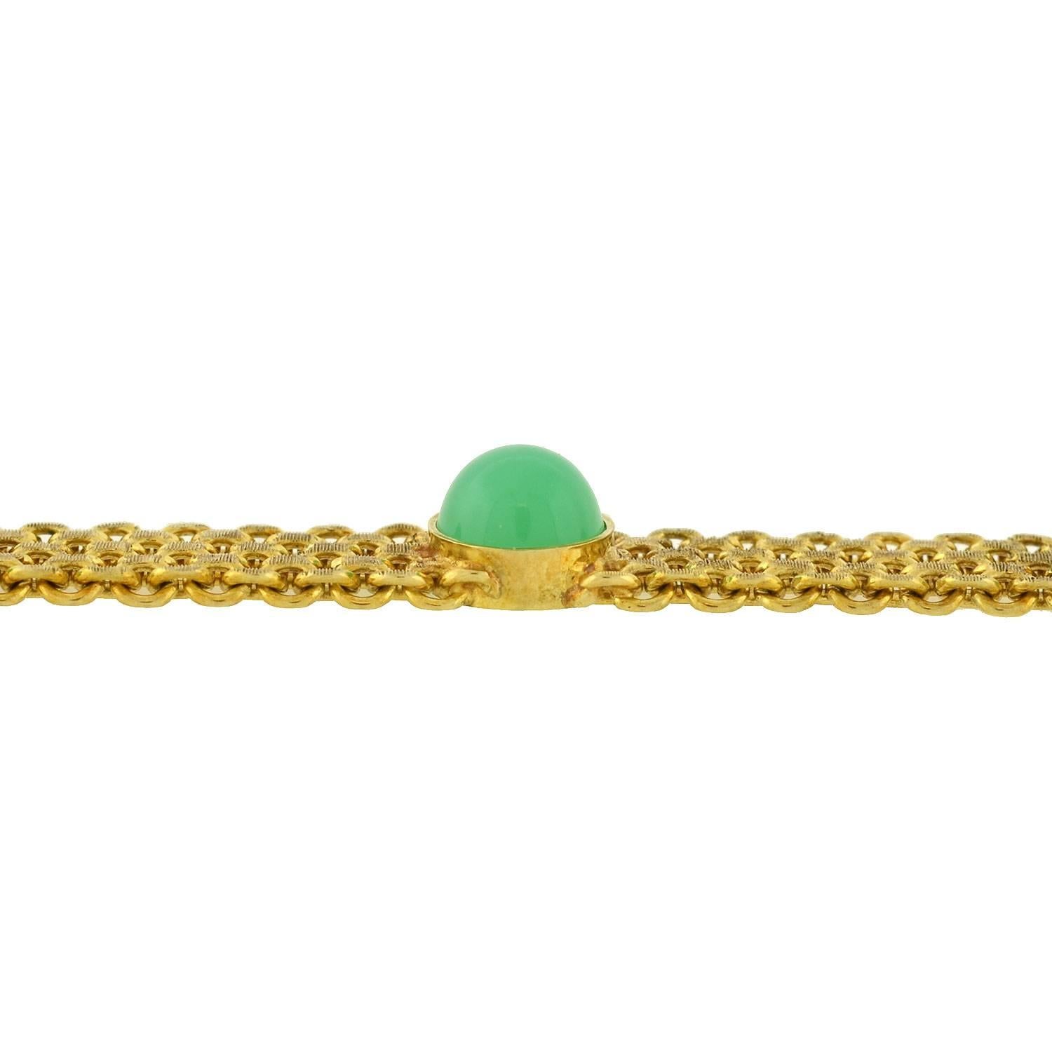 Vintage Chrysoprase Cabochon Gold Chainmail Bracelet In Excellent Condition In Narberth, PA
