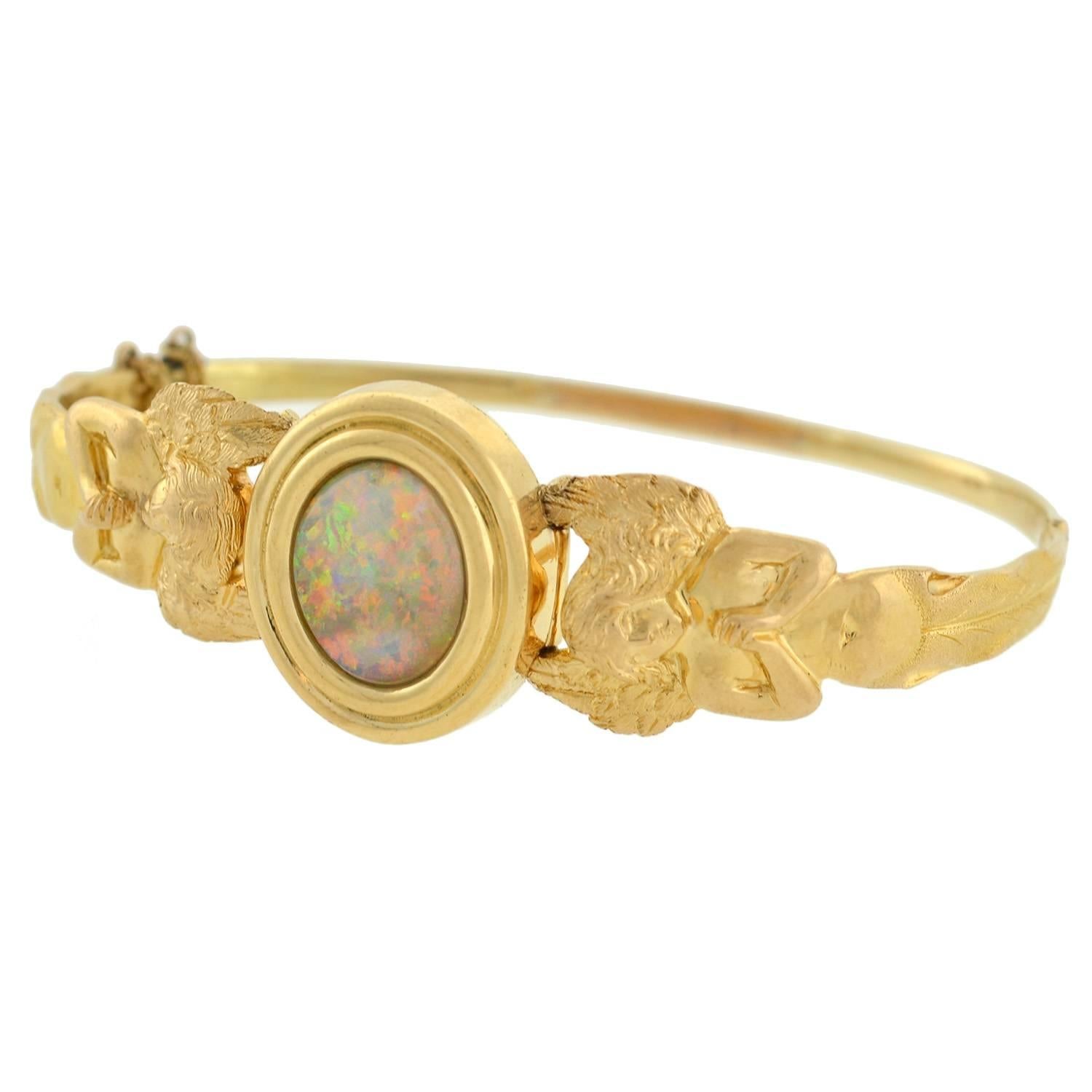 Art Nouveau Angel Motif Opal Bracelet In Excellent Condition In Narberth, PA