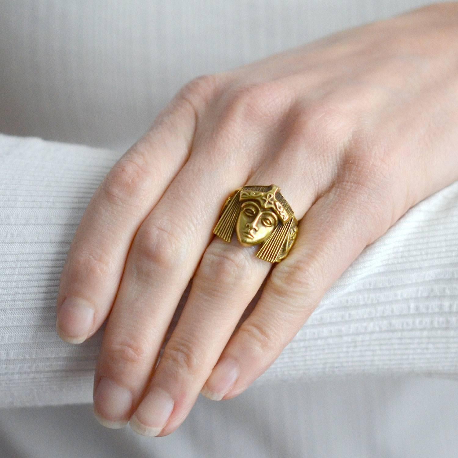 Vintage Sculptural Egyptian Revival Style Ring 4