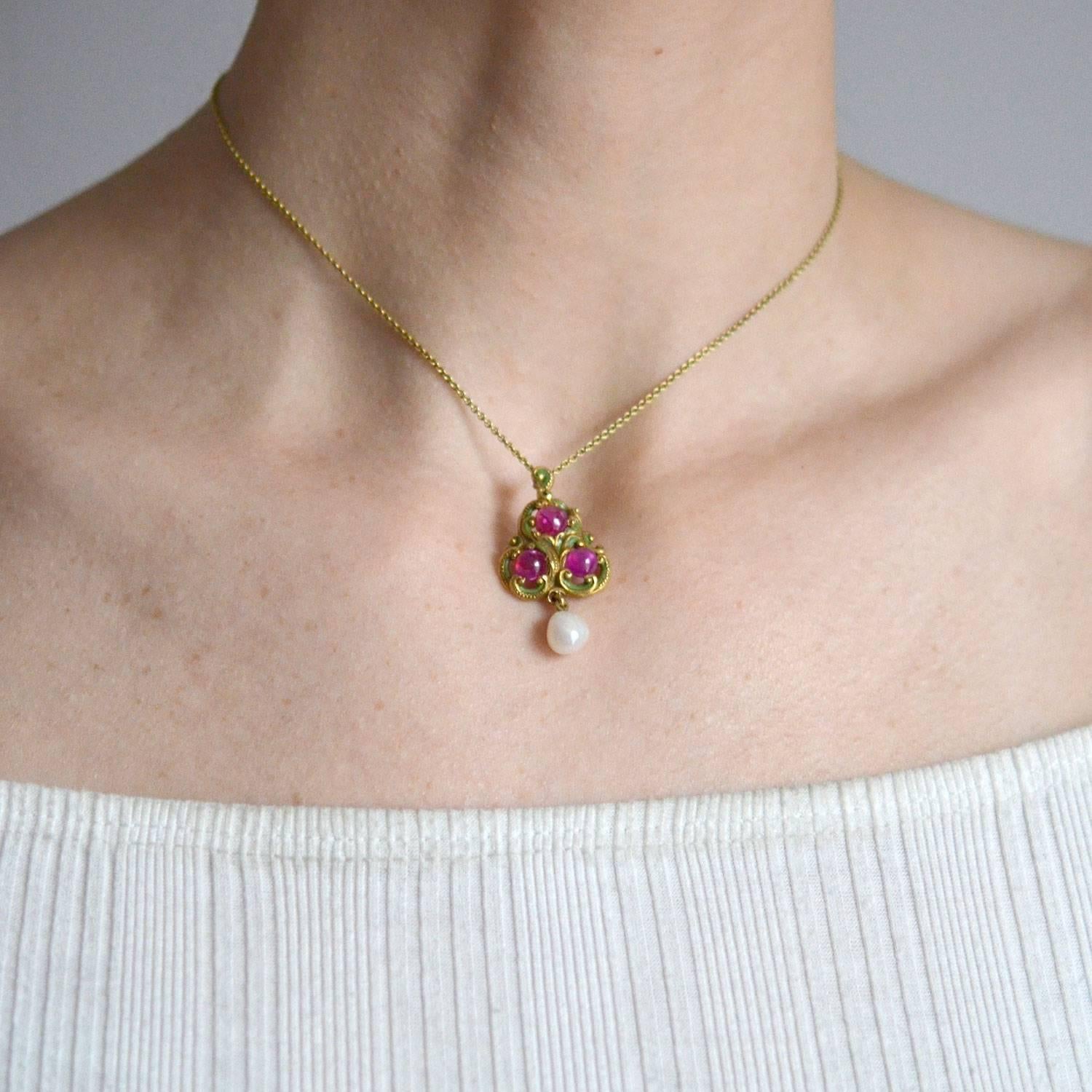 Art Nouveau Natural Ruby Pearl Enameled Pendant Necklace 2