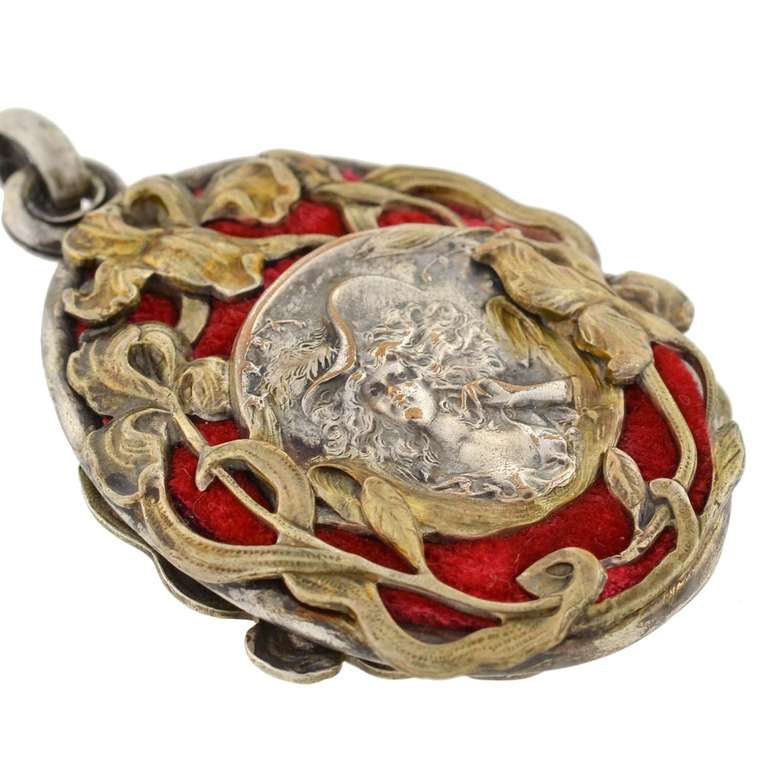 Art Nouveau French Sterling Gilt Repousse Slide Locket 2
