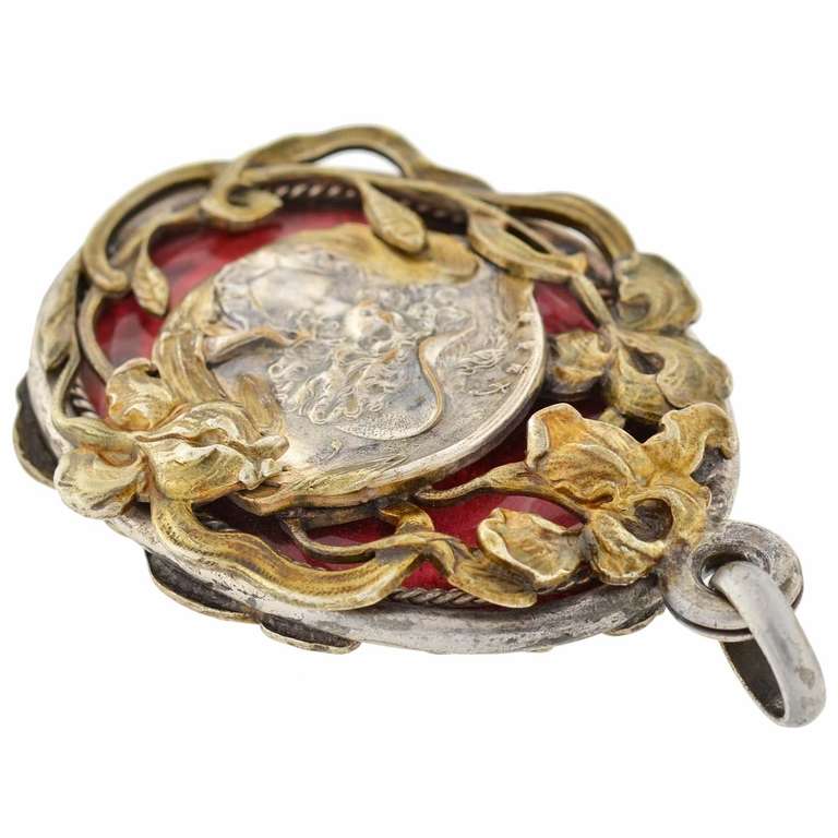 Art Nouveau French Sterling Gilt Repousse Slide Locket 3