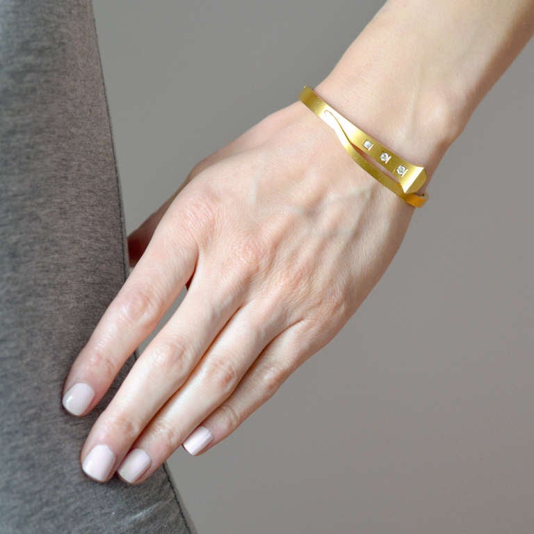 Victorian Diamond Gold Nail Hinged Bangle Bracelet 4