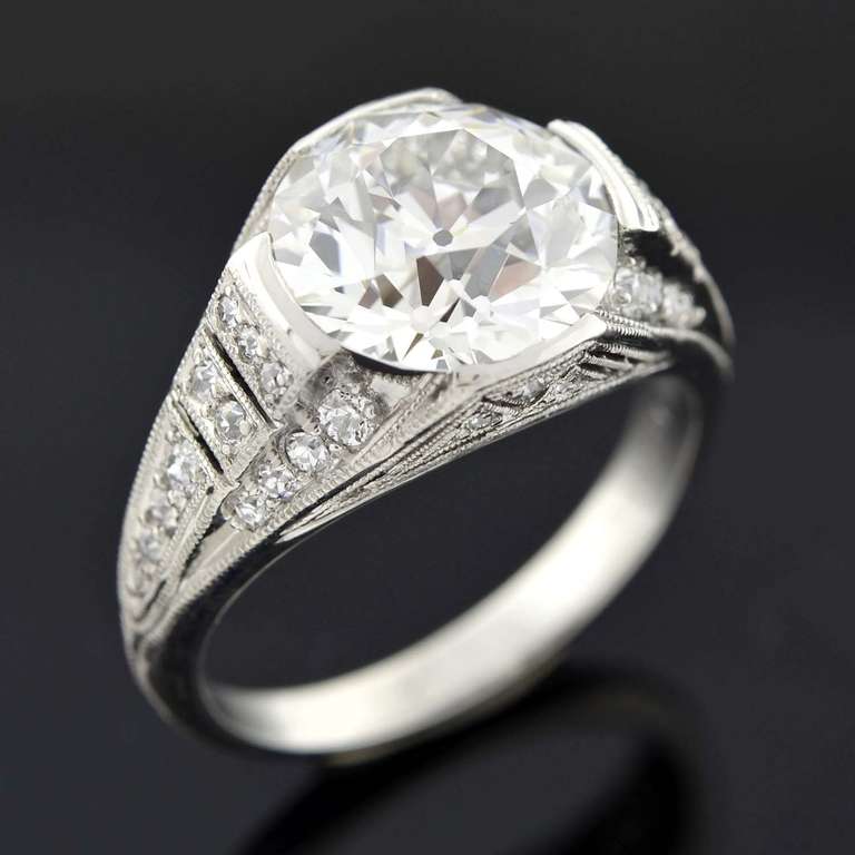 J.E. Caldwell 4.02 Carat Diamond Platinum Engagement Ring In Excellent Condition In Narberth, PA