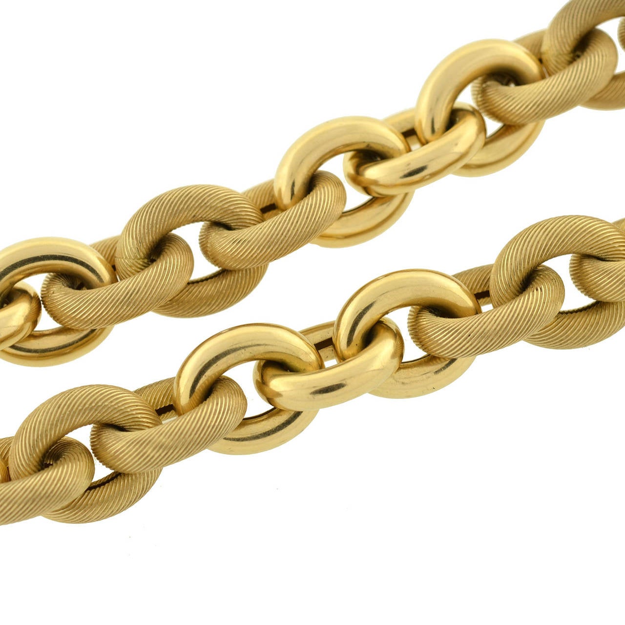 Contemporary Large Gold Link Chain Necklace