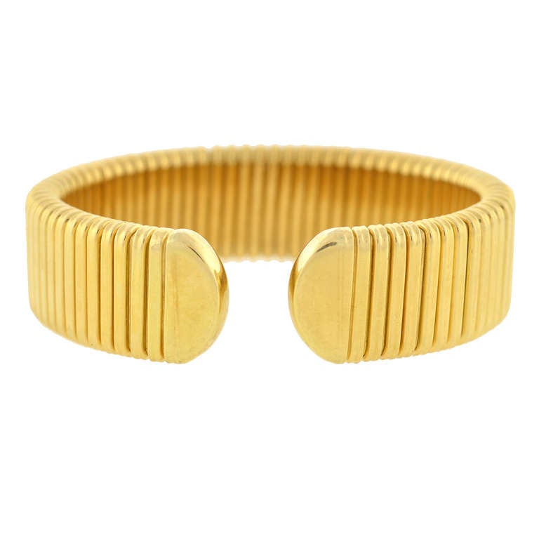 flexible gold bracelet