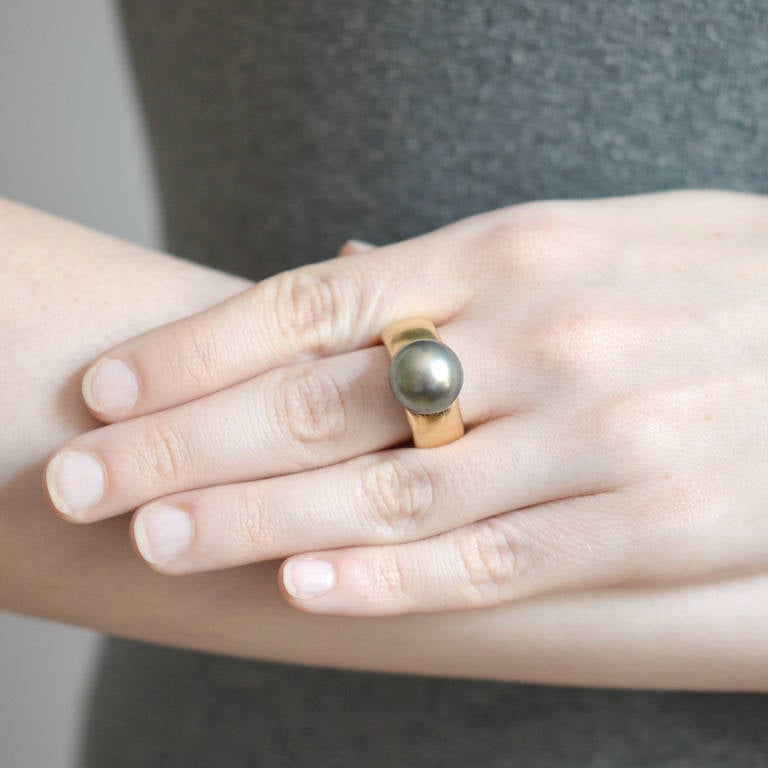 Contemporary 12mm Tahitian Pearl Gold Band Ring For Sale 2