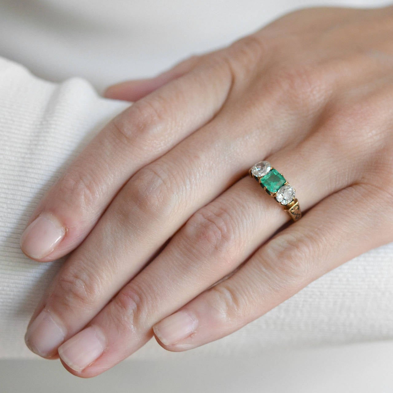 Victorian Diamond Emerald Gold Three Stone Ring 2
