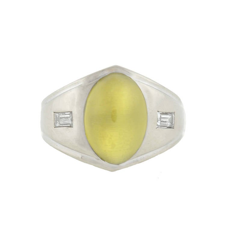 Baguette Cut Edwardian Cat's Eye Chrysoberyl and Diamond Ring For Sale