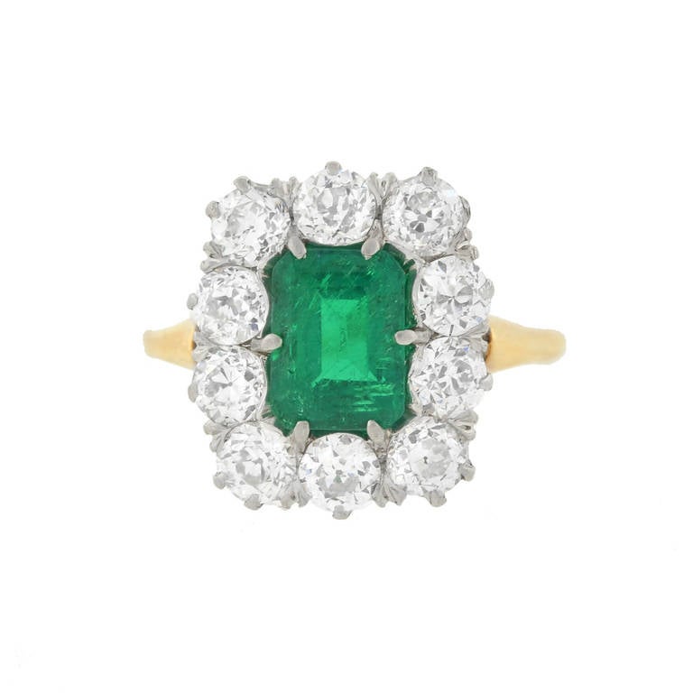 Edwardian Emerald Diamond Platinum Ring In Excellent Condition In Narberth, PA