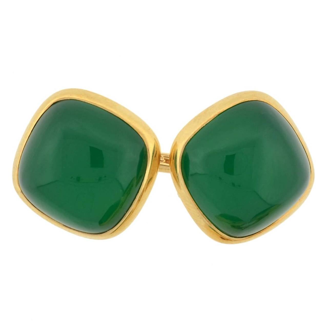Larter & Sons Late Art Deco Chrysoprase Gold Cufflinks In Excellent Condition In Narberth, PA