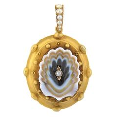 Victorian Carved Banded Agate Pearl Diamond Gold Shell Locket